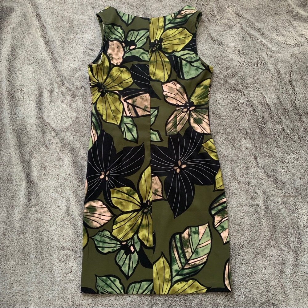 Connected Apparel Green Floral Sheath Dress - Picture 2 of 3